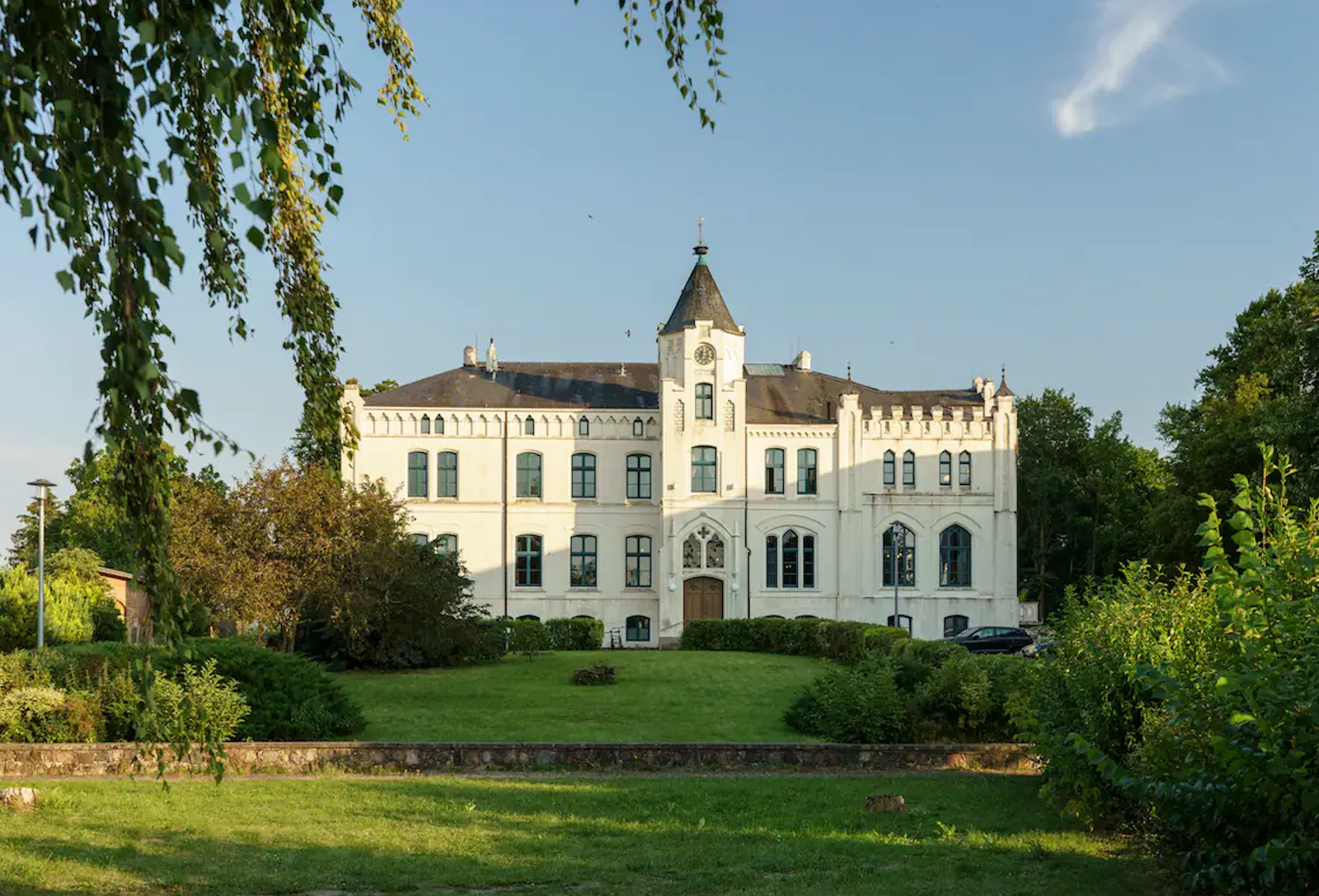 Airbnb announces European train tour competition