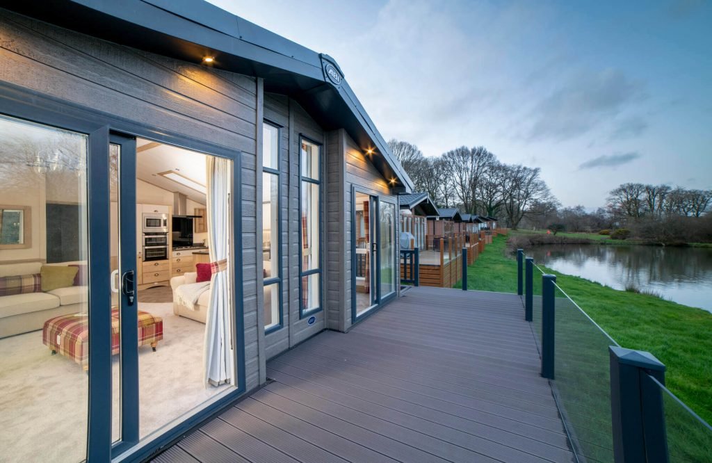 Lakeshore Leisure Group