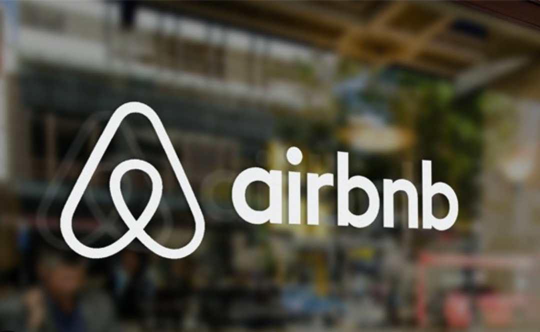 Airbnb single service fee